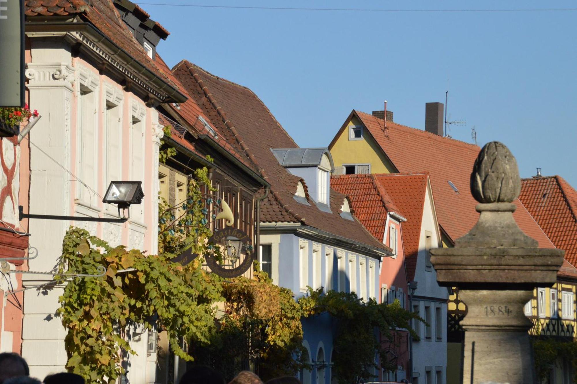 Gasthof Zum Storch Prichsenstadt Exterior photo