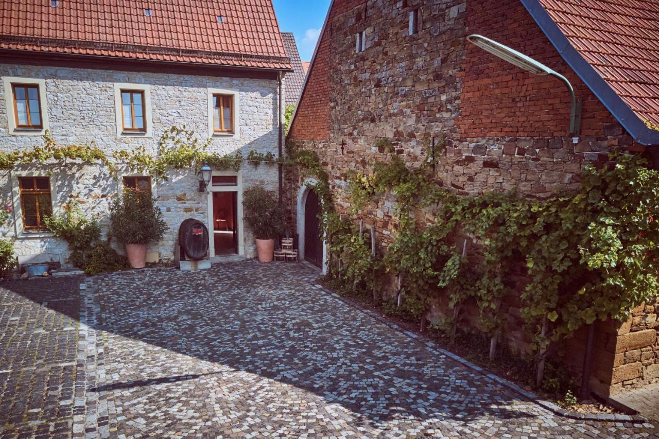 Gasthof Zum Storch Prichsenstadt Exterior photo