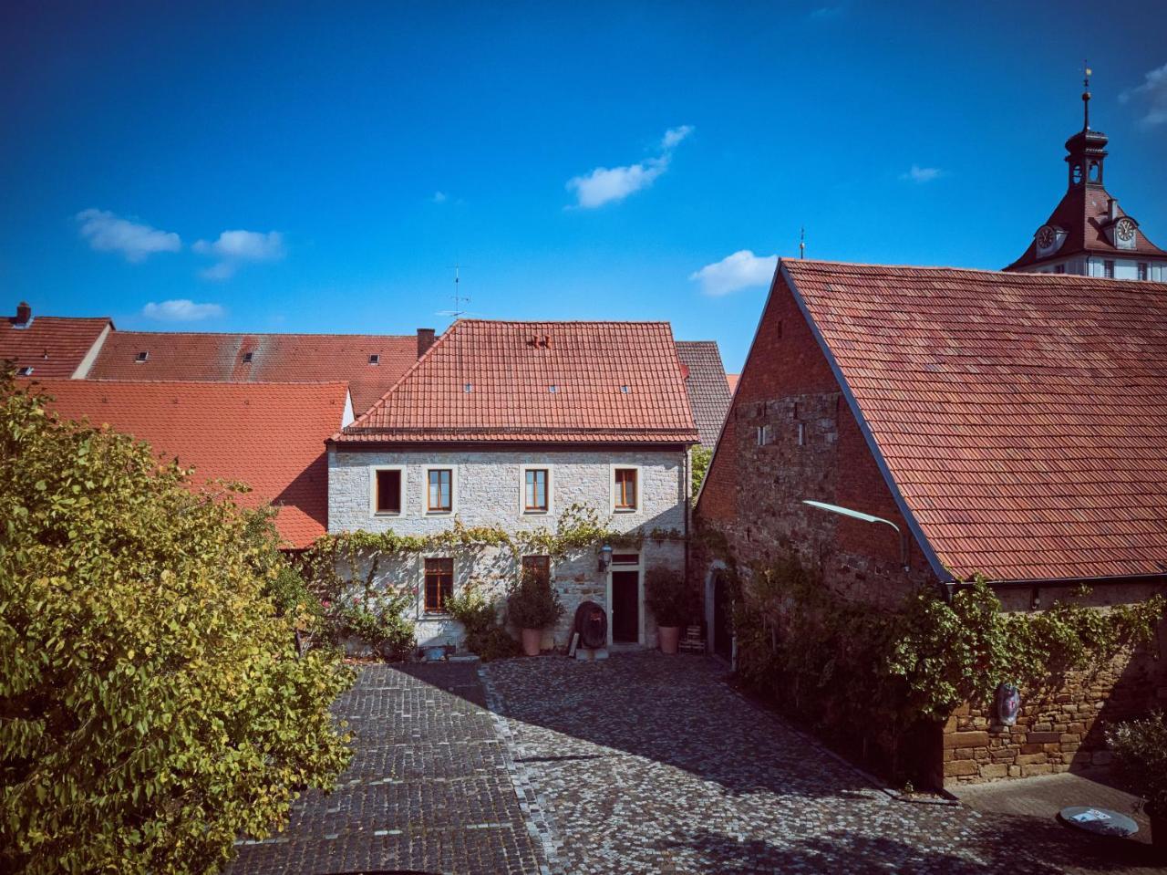 Gasthof Zum Storch Prichsenstadt Exterior photo